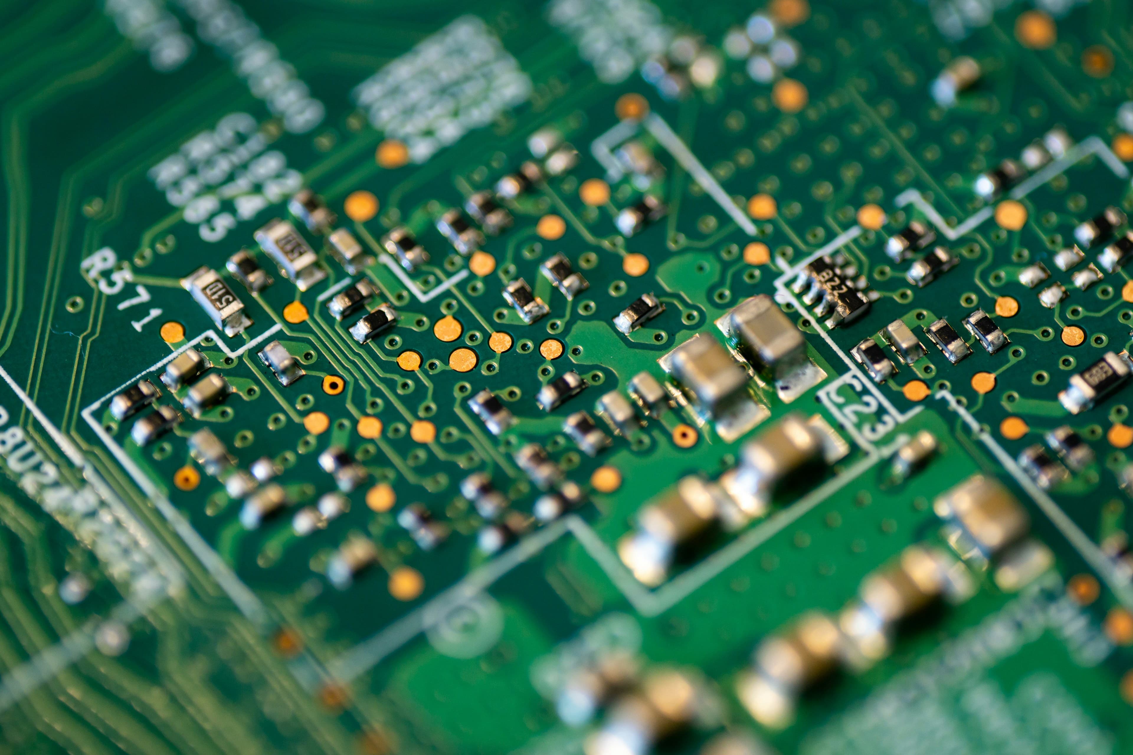 When Engineering Changes Don’t Reach Manufacturing: The Hidden Cost of Revision Gaps