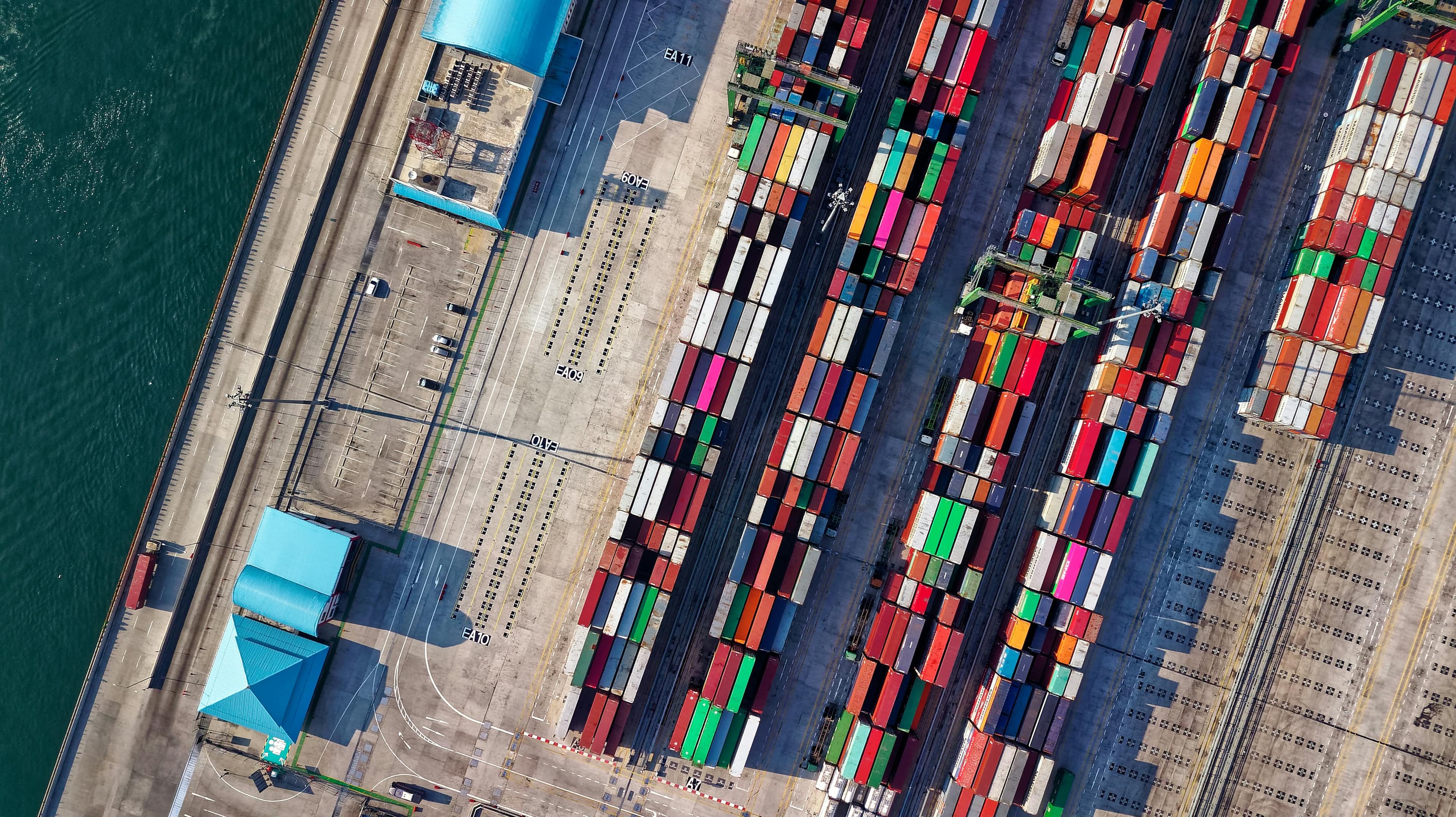 Real-Time IoT Container Monitoring System